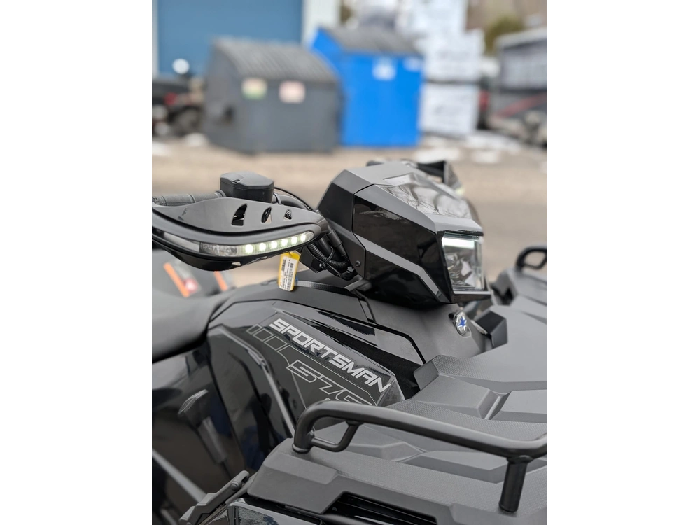 Polaris Sportsman 570 Trail Eps | 🌟 Trail Eps 2023 – Traction 4x4 & Conduite Stable 🌟 | 2023 alt