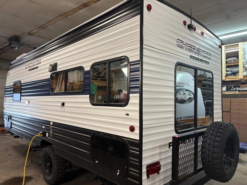 2026 Cherokee Wolf Pup 16 Cm alt