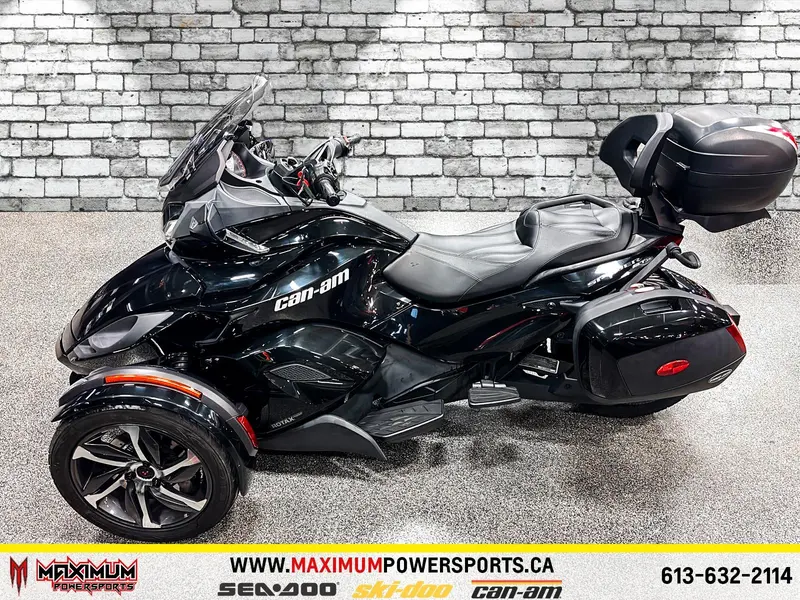 2014 Can-Am SPYDER RTS SM5