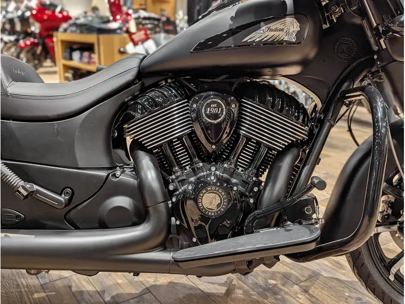 2026 Indian Motorcycle Chieftain Dark Horse + PowerBand Audio Package // Black Smoke