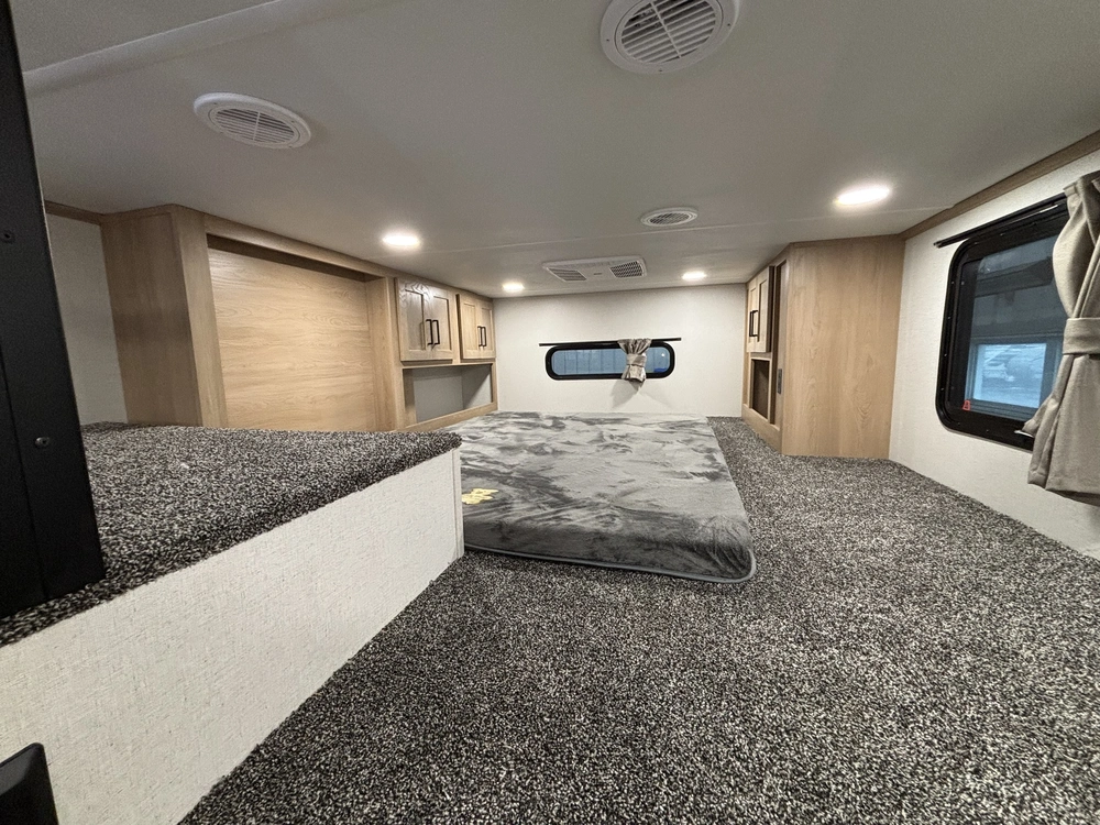 Forest River Sierra 41duplex 2026 alt