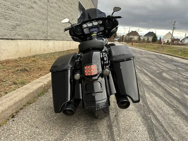 Harley-Davidson FLHXS Street Glide SpecialFLHXS 2019