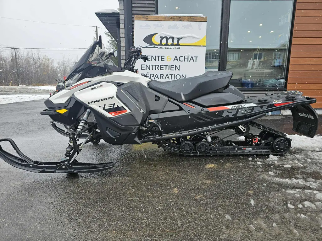 Ski-Doo RENEGADE 900 TURBO 2019