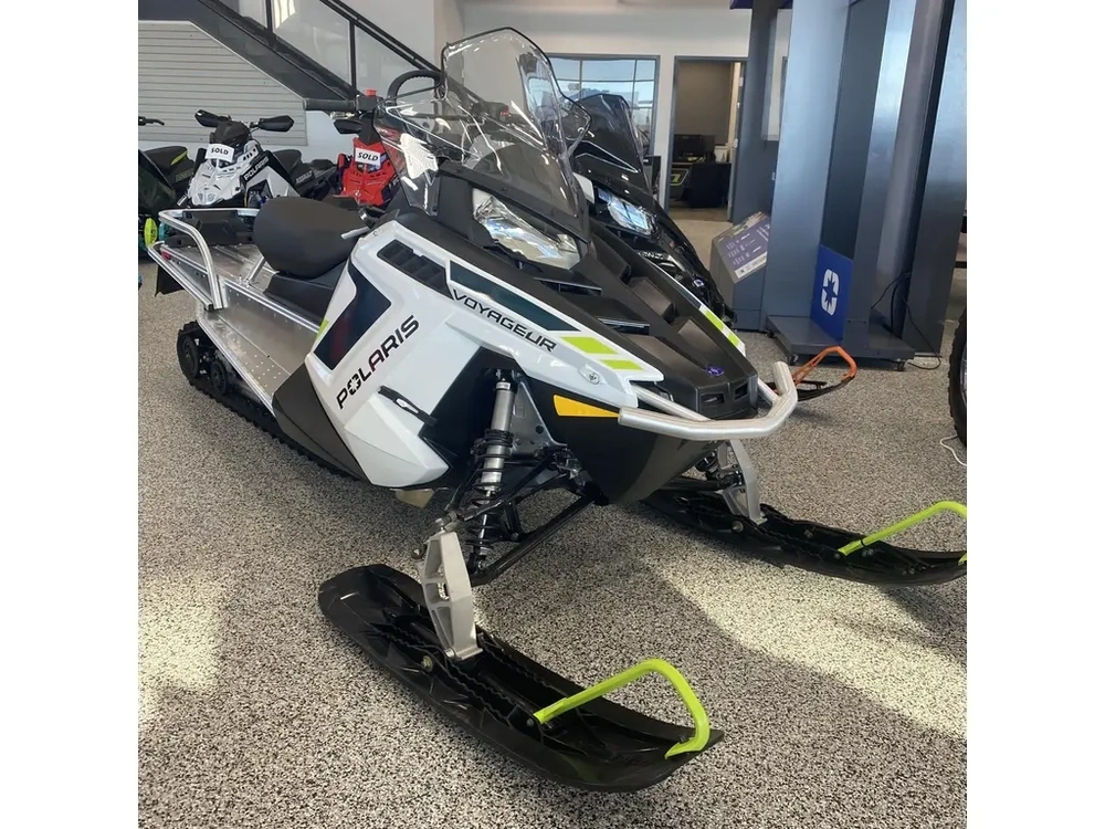2025 Polaris 550 Voyageur 155 Es alt