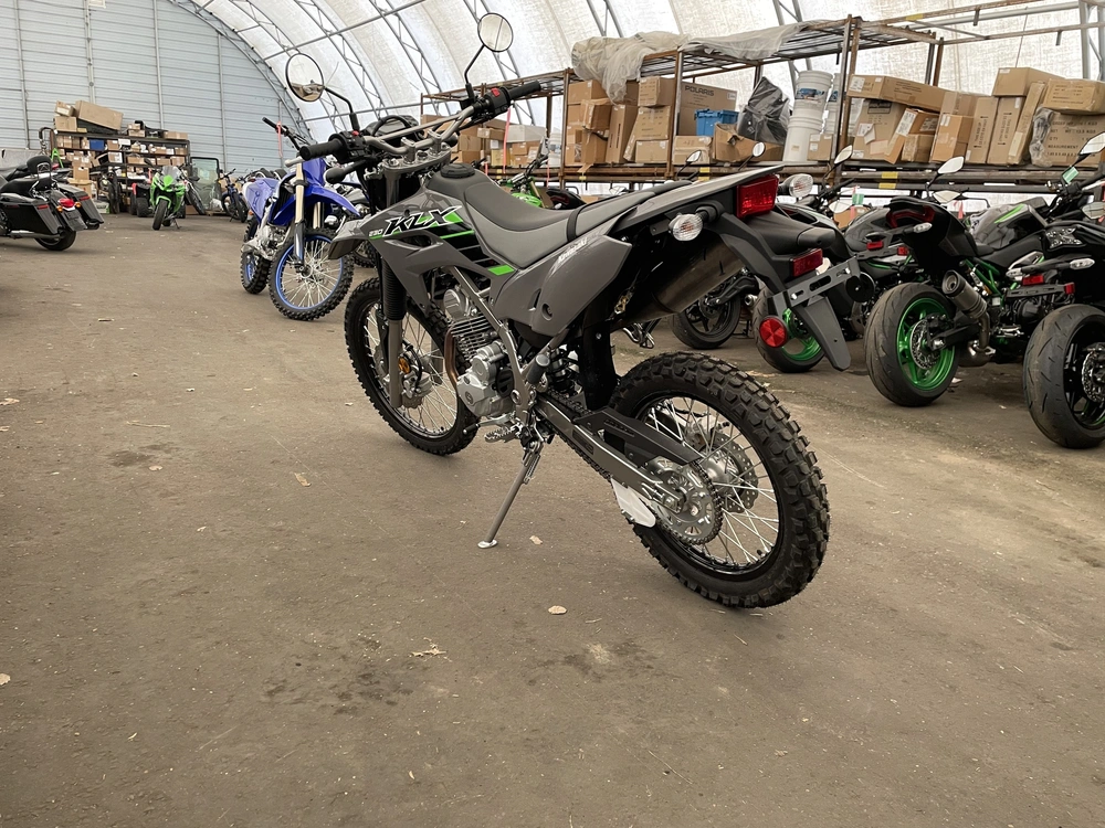 2025 Kawasaki Klx230 alt