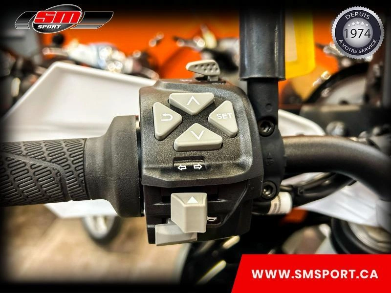 2025 Husqvarna Norden 901 Expedition alt