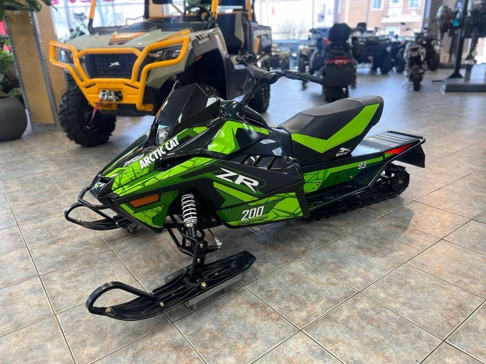 2025 Arctic Cat Zr 200 Es alt