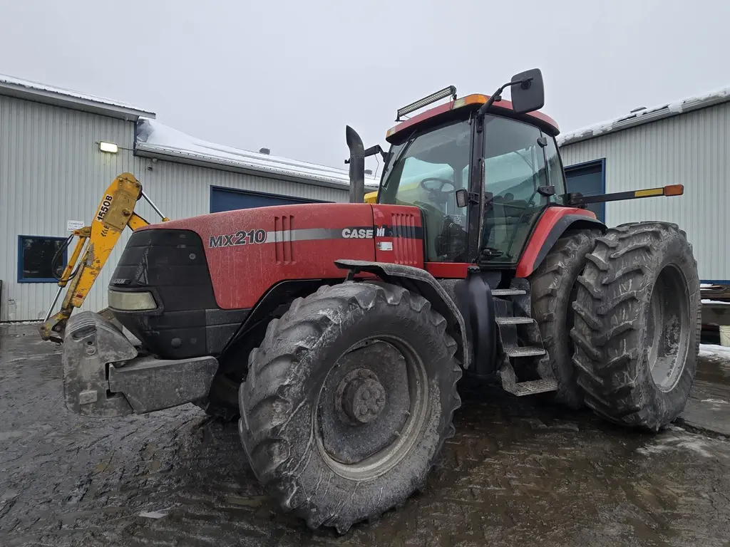 2006 Case MX210