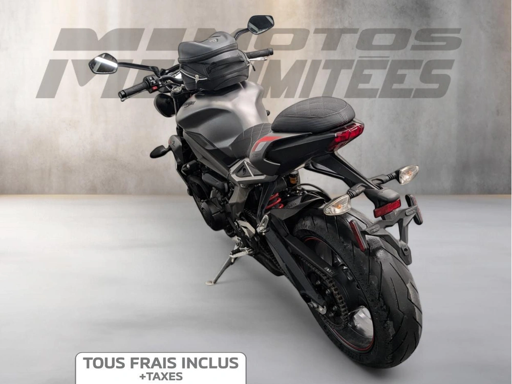 Triumph Street Triple 765 R 2022 alt