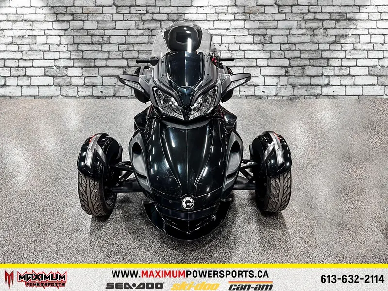 2014 Can-Am SPYDER RTS SM5