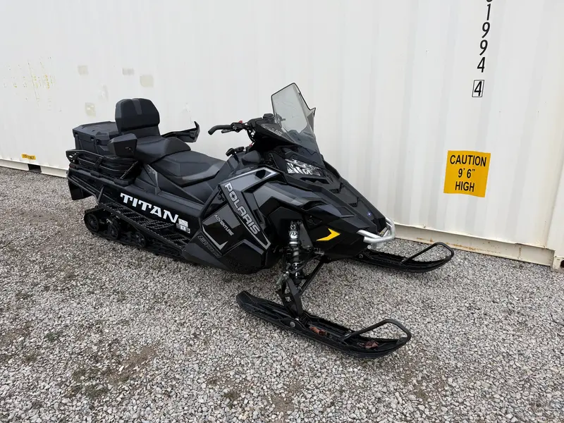 2023 Polaris 800 TITAN ADV 155