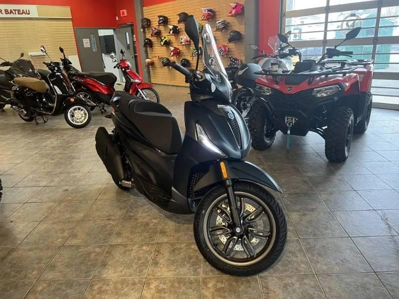 Piaggio Bv400 Hpe 2023 alt