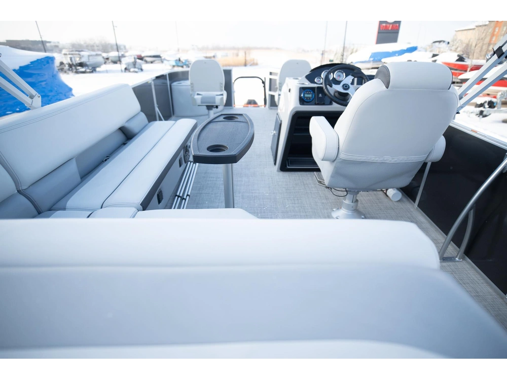 2025 Suncatcher Select 20fc alt