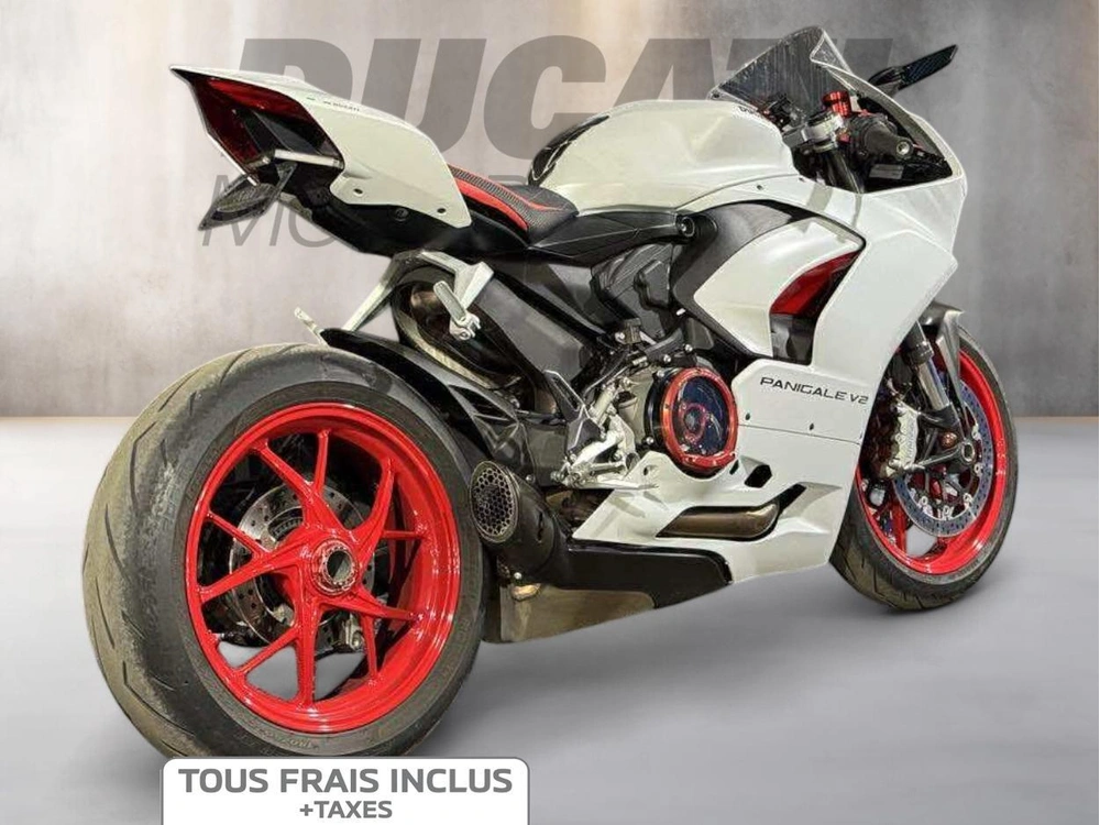 Ducati Panigale V2 2021 alt