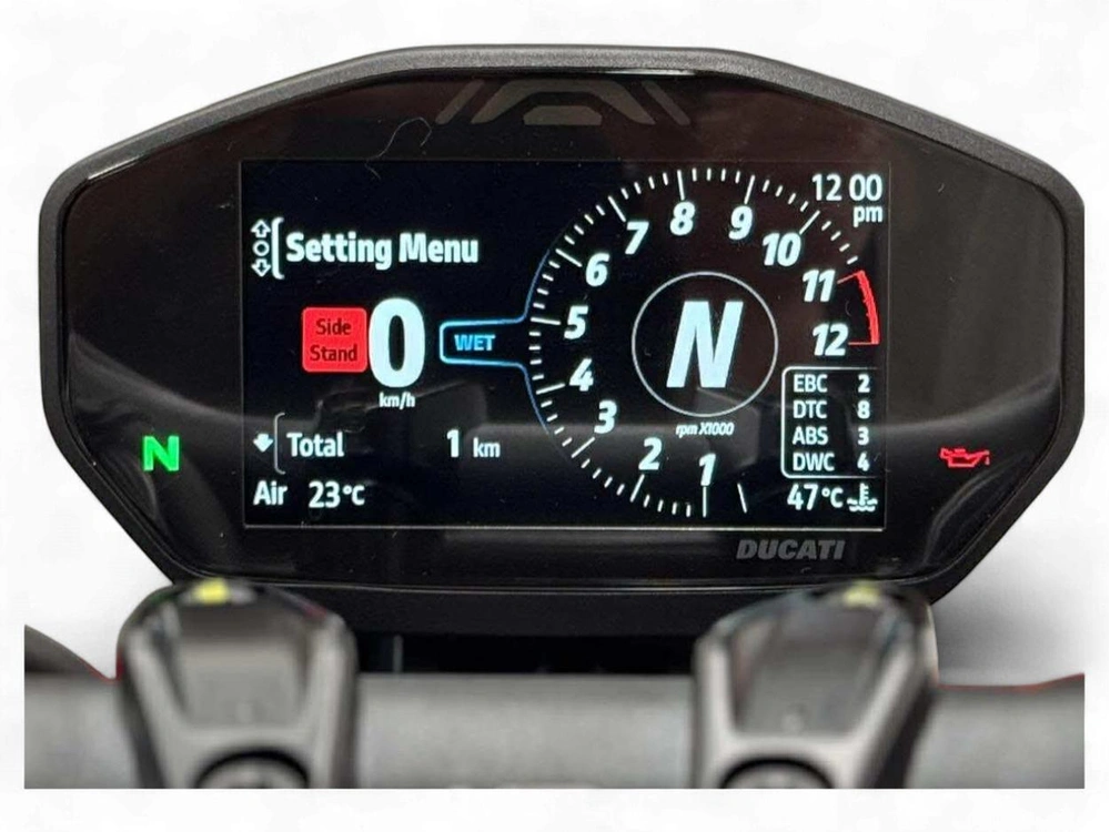 Ducati Streetfighter V2 2025 alt