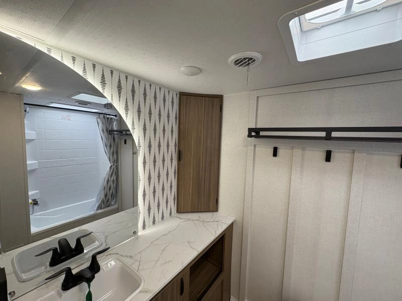 Wildwood X Lite 25 Ice 2026 alt