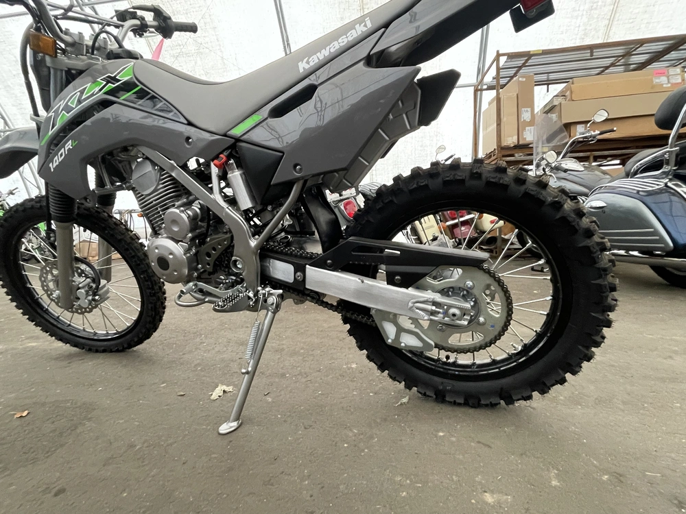 2025 Kawasaki Klx140r L alt