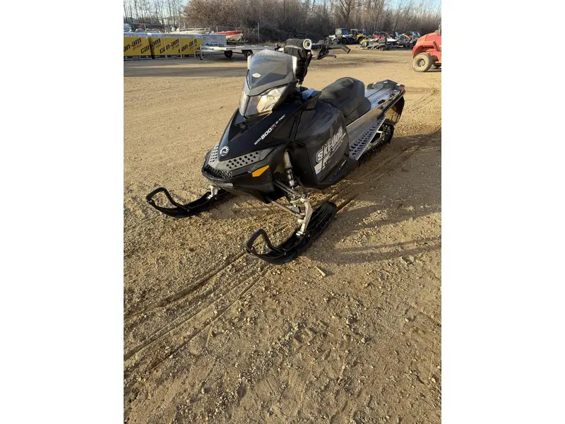 2011 Ski-Doo Summit Everest 800R E-TEC