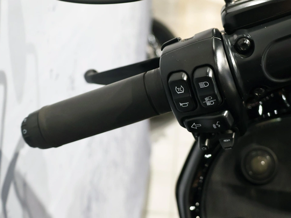 Harley-davidson Road Glide Limited Fltrk 2020 alt