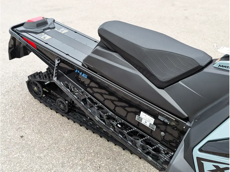 2026 Polaris 850 Switchback XC 146 // Hemlock Blue/Black/Velocity Blue