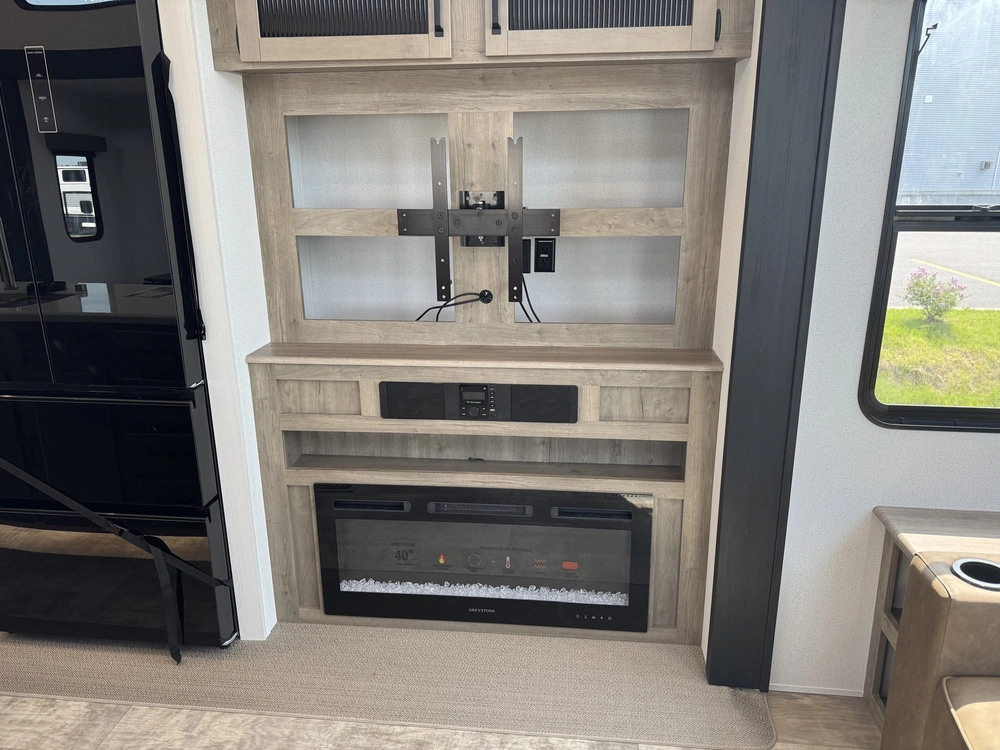 Palomino Puma (park) 402lft 2026 alt