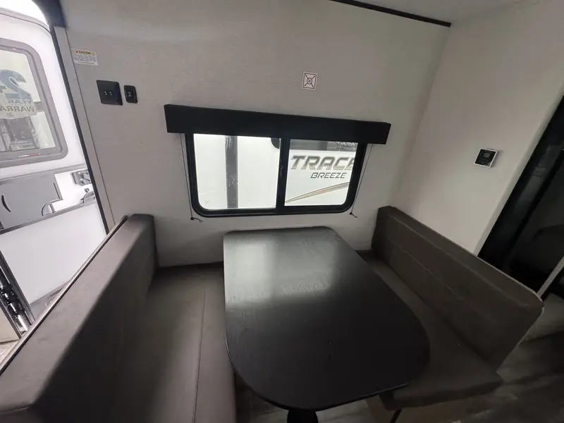 2026 Jayco JAY FLIGHT SLX 250BH