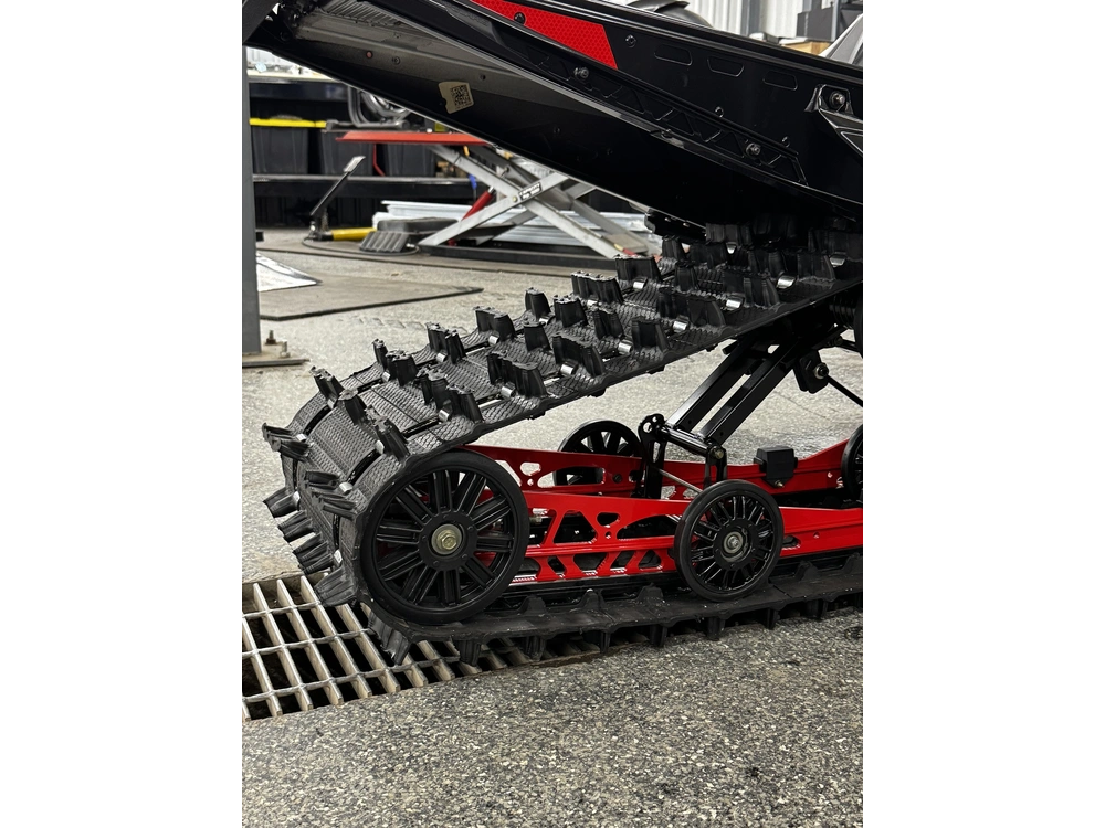 Polaris 850 Switchback Xc 146 2024 alt