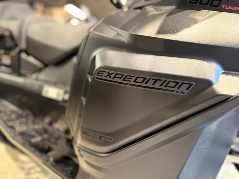 2026 Ski-Doo EXPEDITION LE 24'' 900 ACE Turbo R Silent Cobra 1.5'' E.S.
