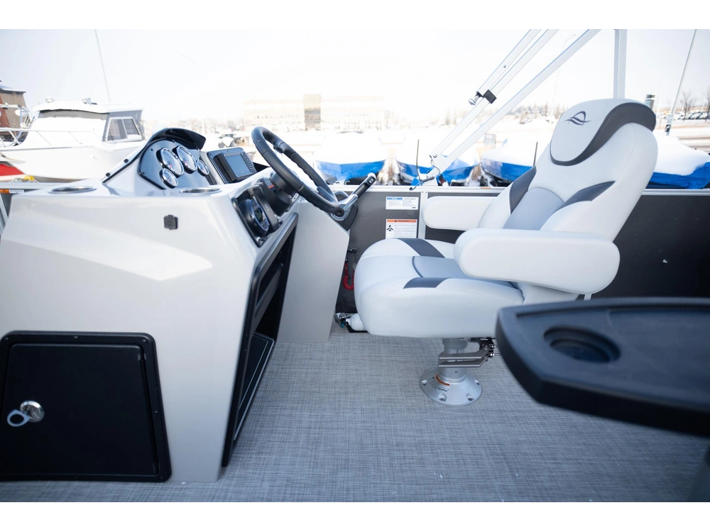 2025 Suncatcher Select 20fc alt