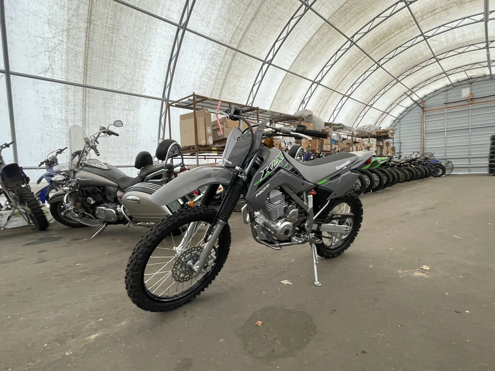 2025 Kawasaki Klx140r L alt