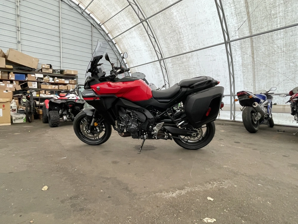 2025 Yamaha Tracer 9 Amt alt