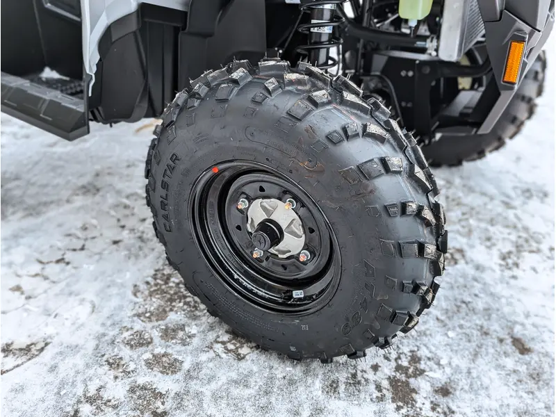 Polaris Sportsman 570 // Ghost Gray 2026