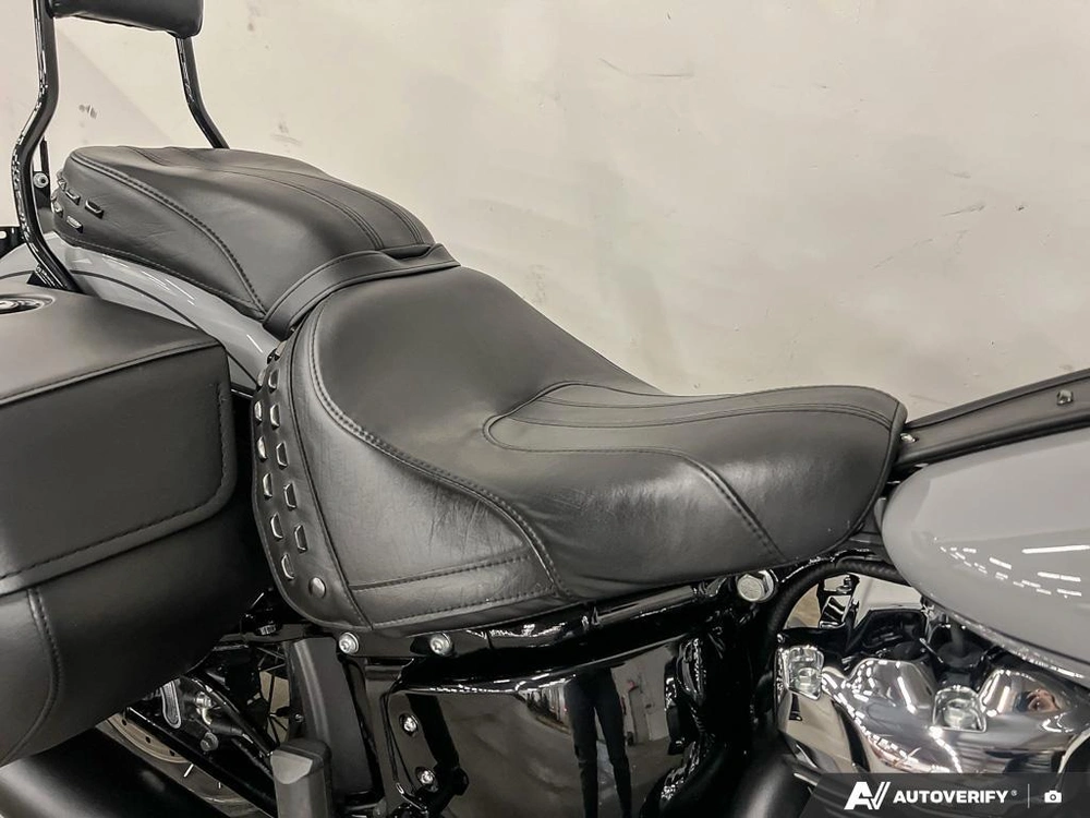 2025 Harley-davidson Flhc - Heritage Classic alt