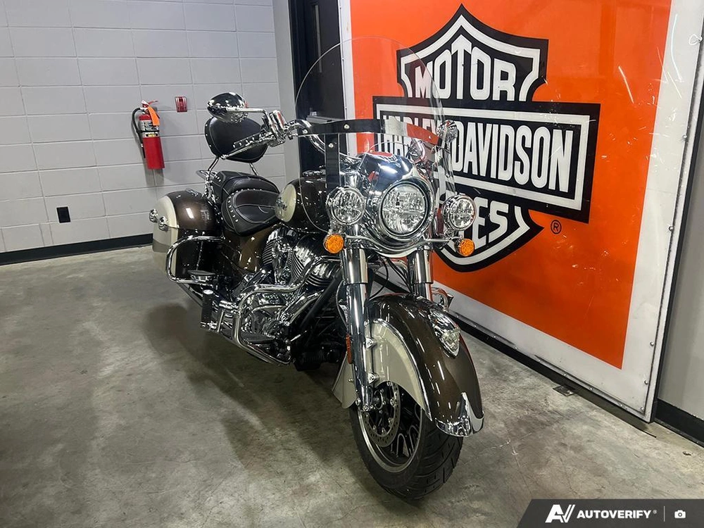 2024 Indian Motorcycle Springfield® Bronze Pearl/silver Qurtz alt