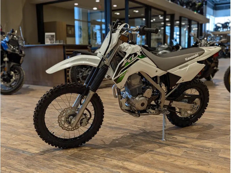 2026 Kawasaki KLX140R // Bright White