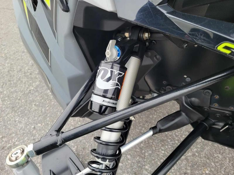 Arctic Cat Riot 8000 Qs3 2021 alt