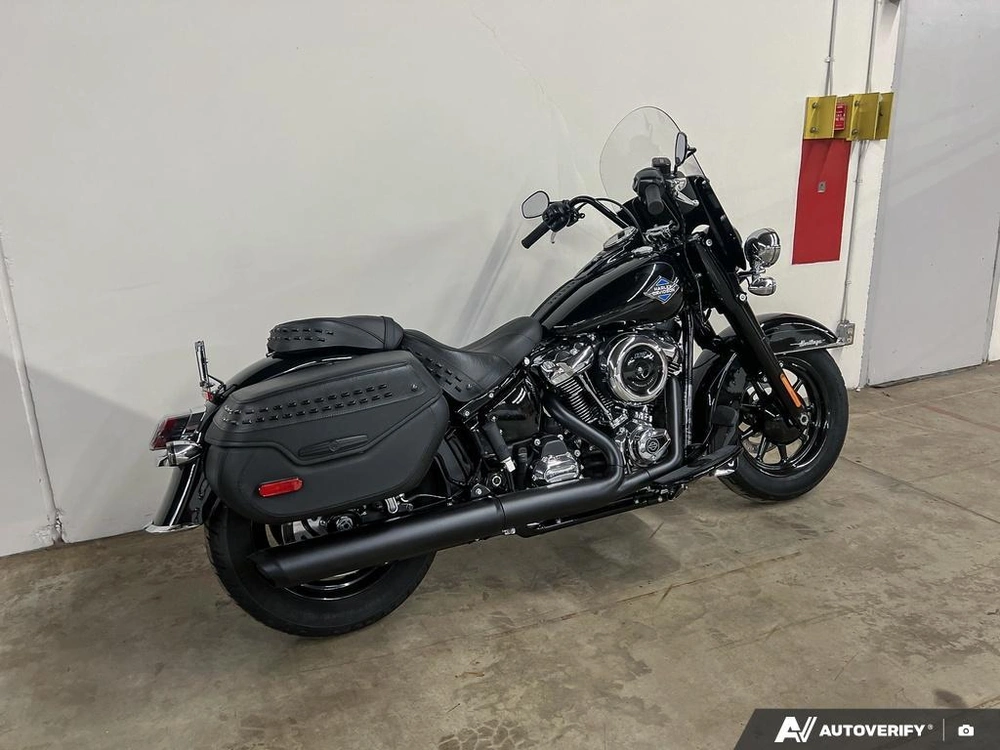2025 Harley-davidson Flhc - Heritage Classic alt