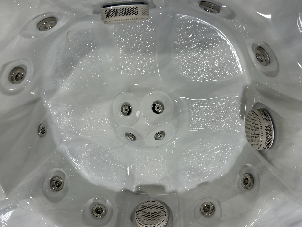 2025 Hydropool 6800 - Silver Marble/driftwood alt