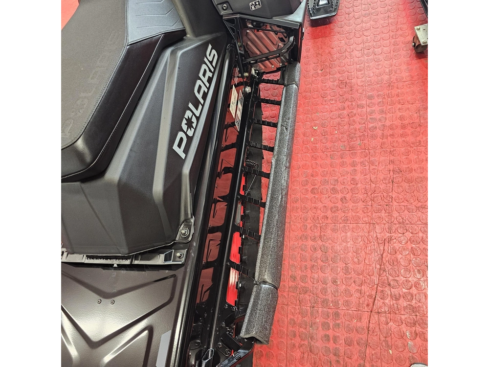 2025 Polaris 850 Rmk Khaos 155 alt