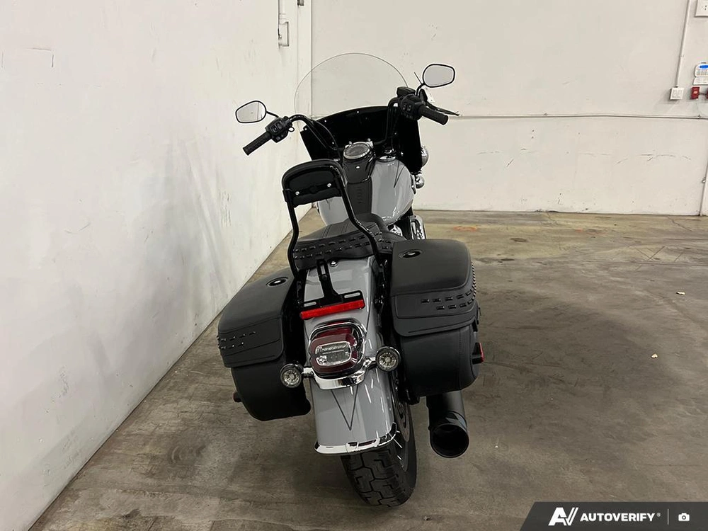 2025 Harley-davidson Flhc - Heritage Classic alt