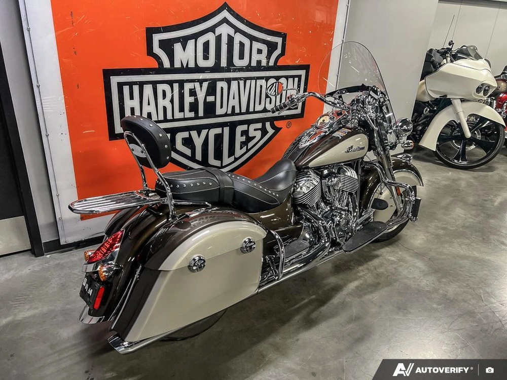 2024 Indian Motorcycle Springfield® Bronze Pearl/silver Qurtz alt