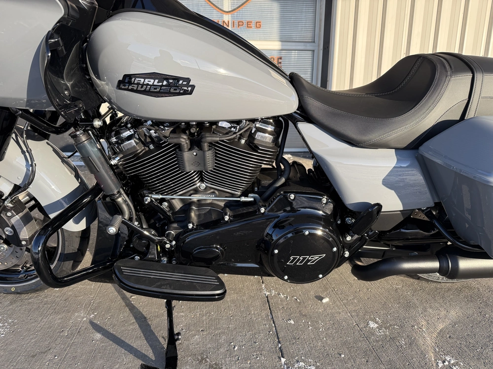 2026 Harley-davidson Road Glide alt