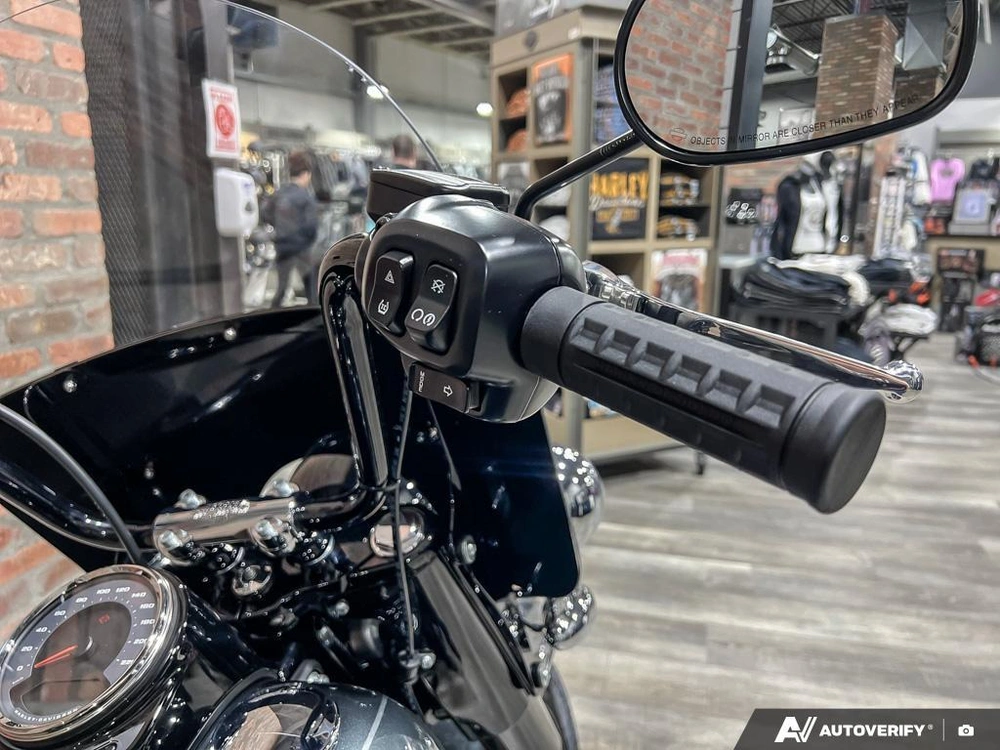 2025 Harley-davidson Flhc - Heritage Classic alt