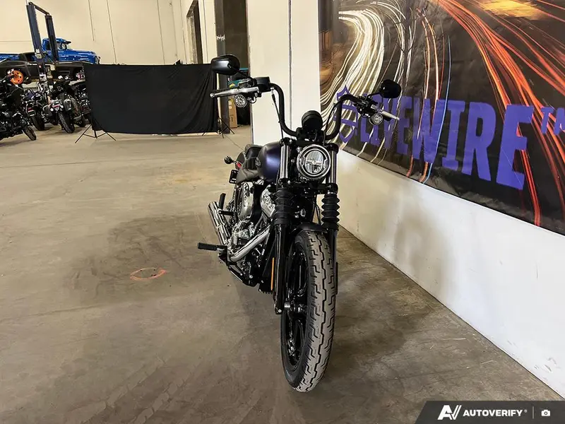 2025 Harley-Davidson FXBB - Street Bob® thumbnail 2