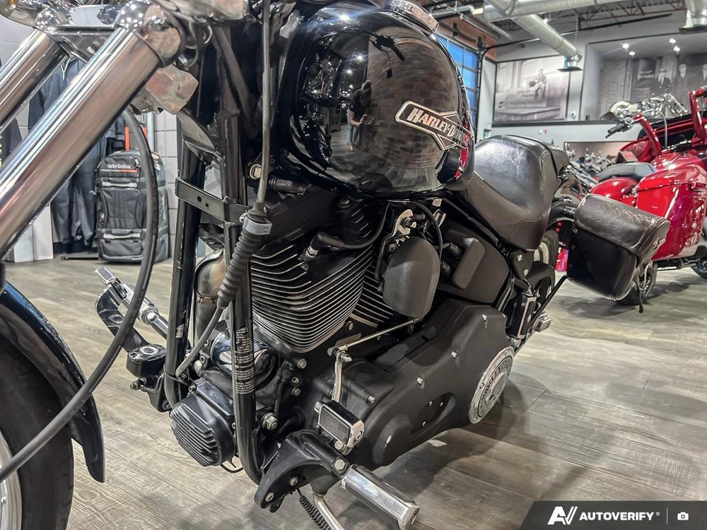 2006 Harley-davidson Fxstb Night Train alt