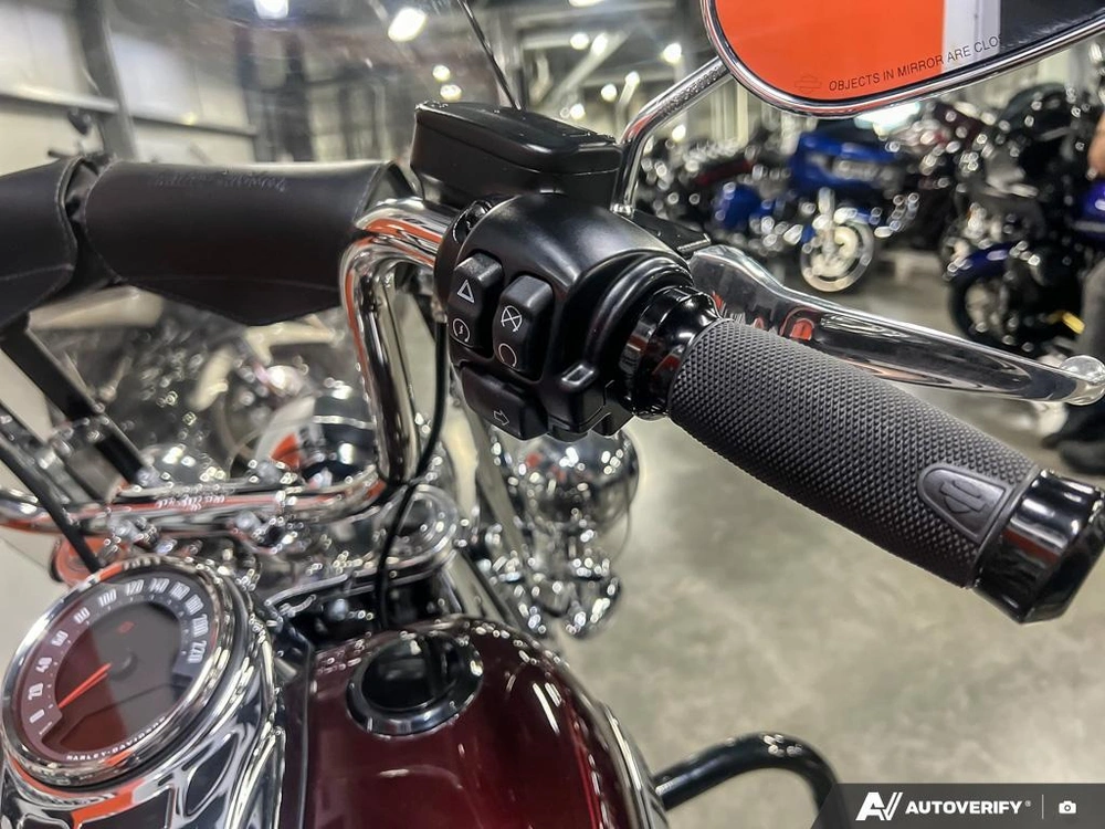 2022 Harley-davidson Flhcs Heritage Classic 114 alt