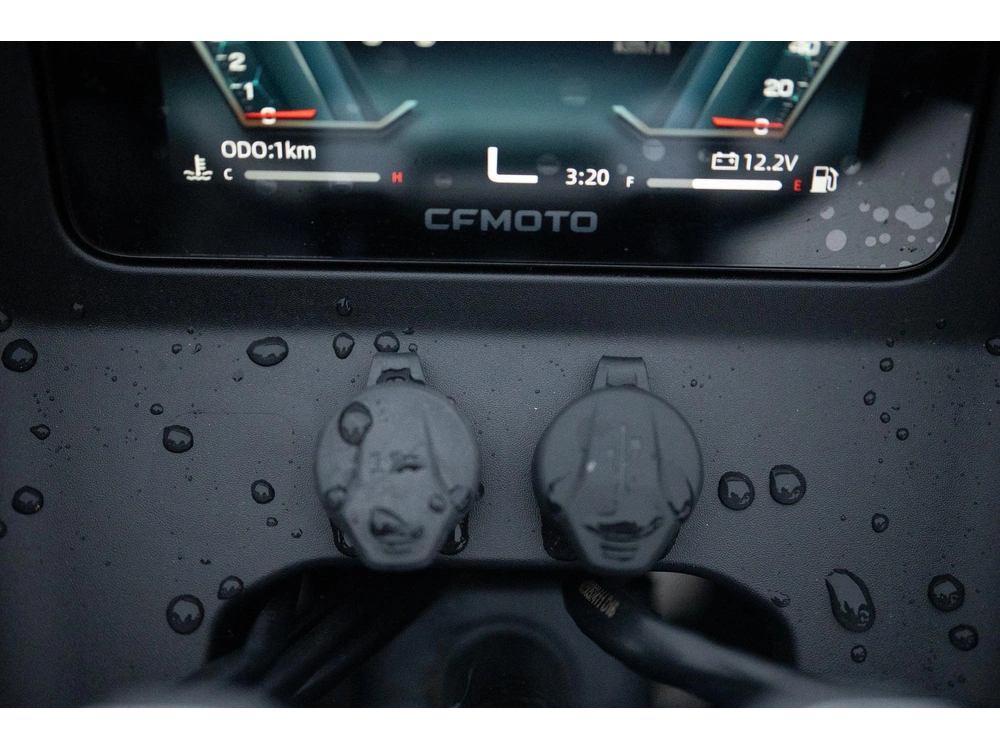 2026 Cfmoto Cforce 800 Touring alt