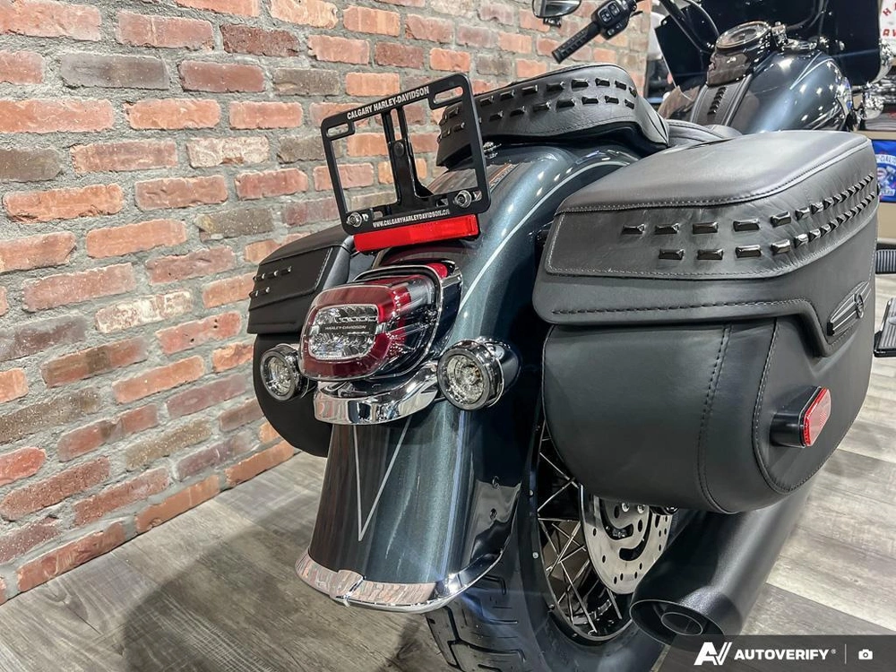 2025 Harley-davidson Flhc - Heritage Classic alt
