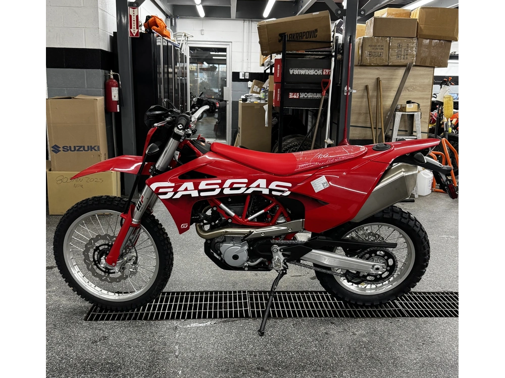 Gasgas Es 700 2023 alt