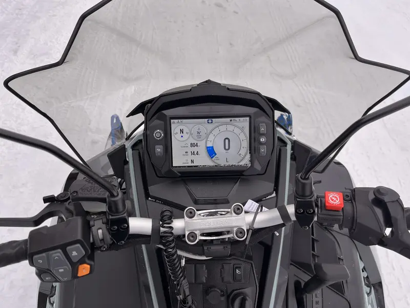 Polaris TITAN S4 ADVENTURE ULTIMATE DEMO 2026